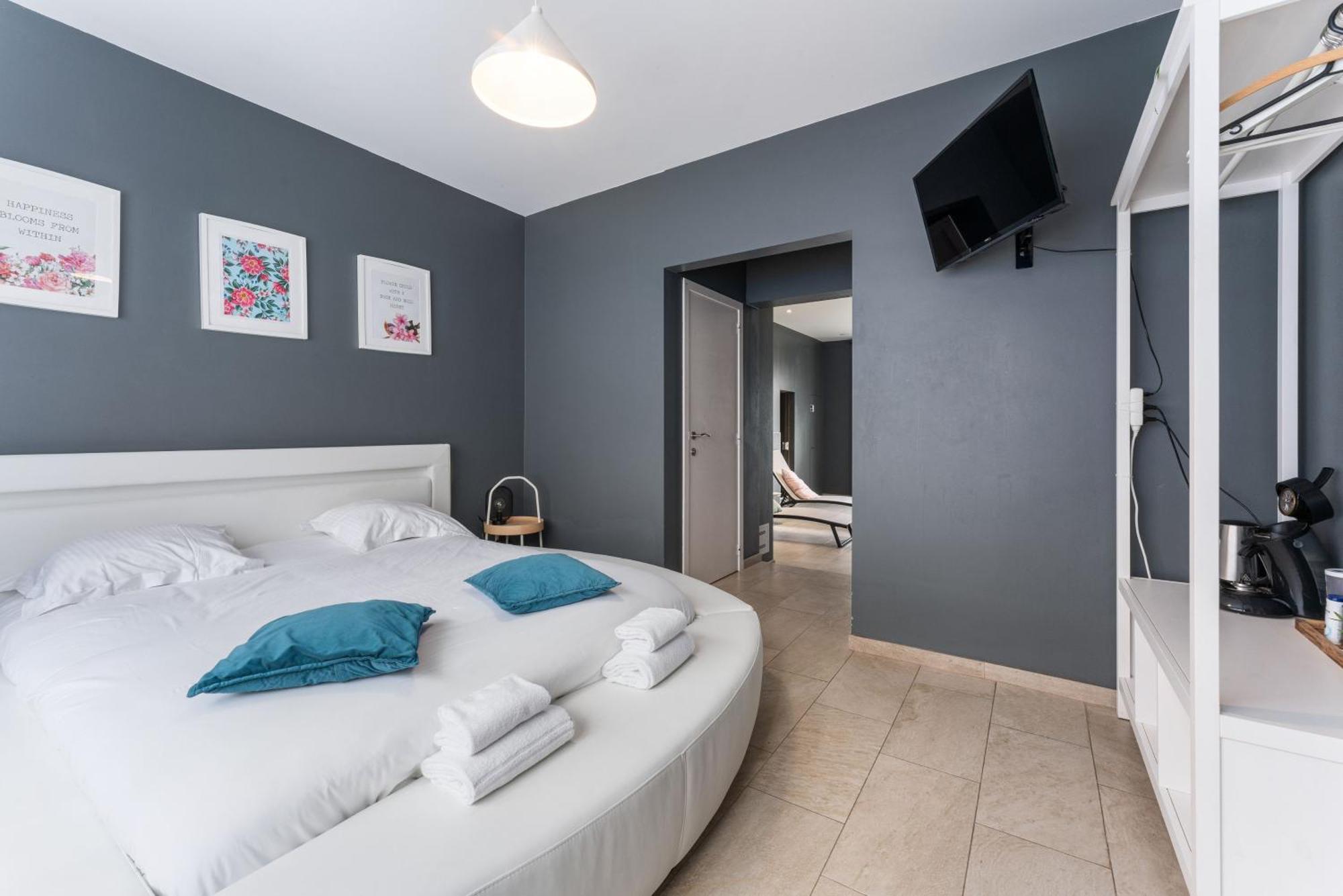 The Rose Suites Brugia Zewnętrze zdjęcie