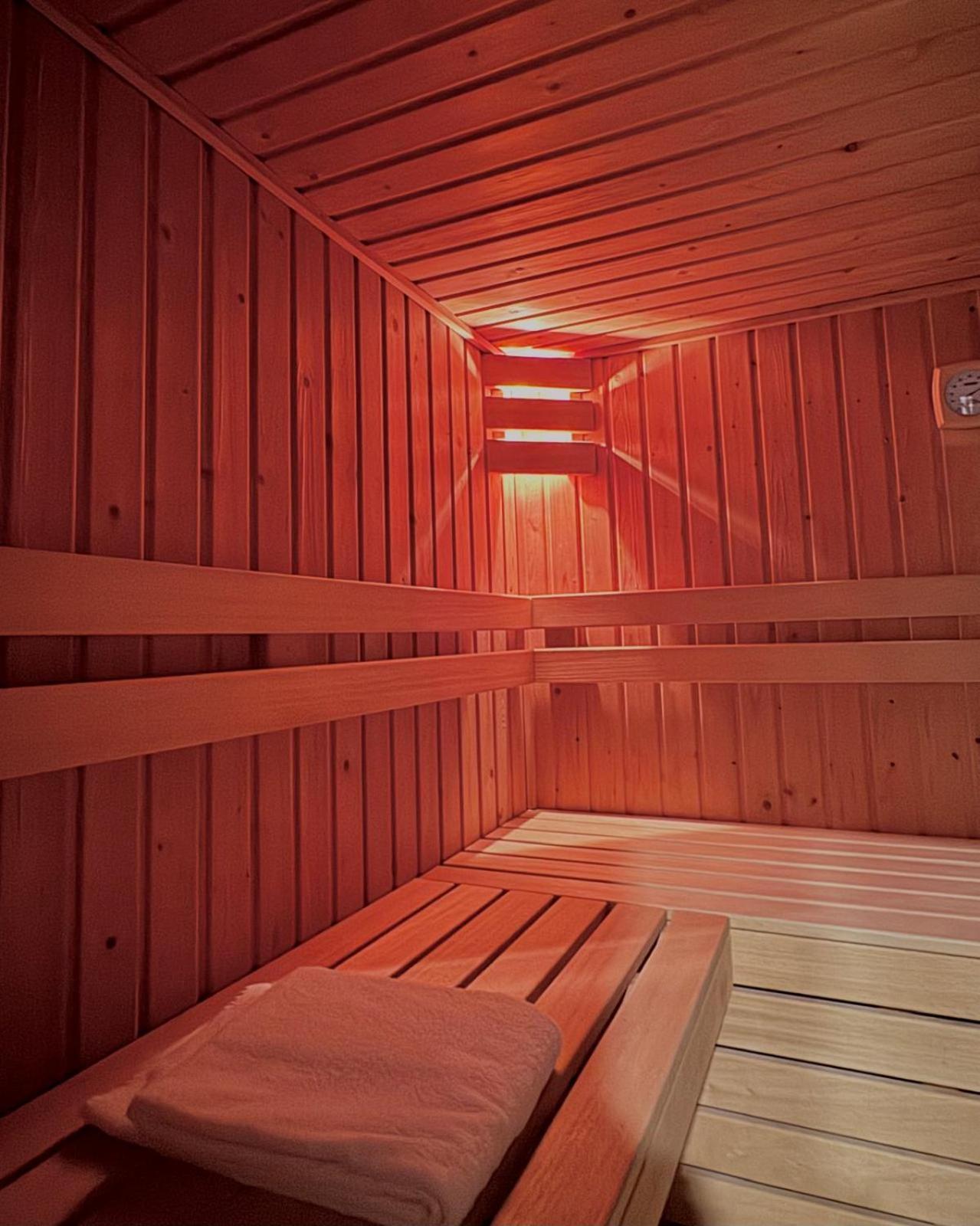 The Rose Suites Brugia Zewnętrze zdjęcie